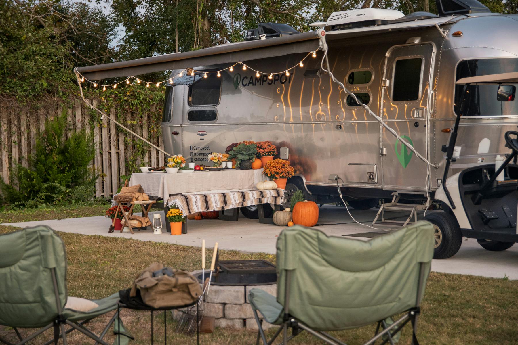How to Host a Campsgiving