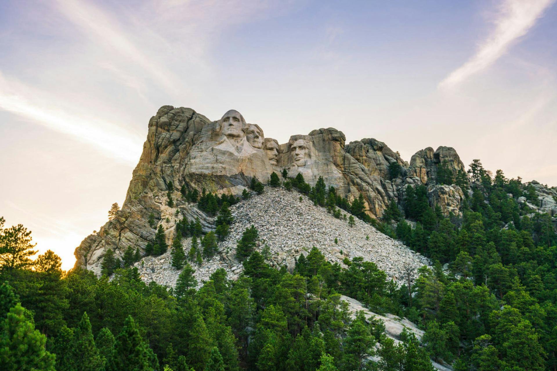 The 5 Best Campgrounds Near Mount Rushmore?