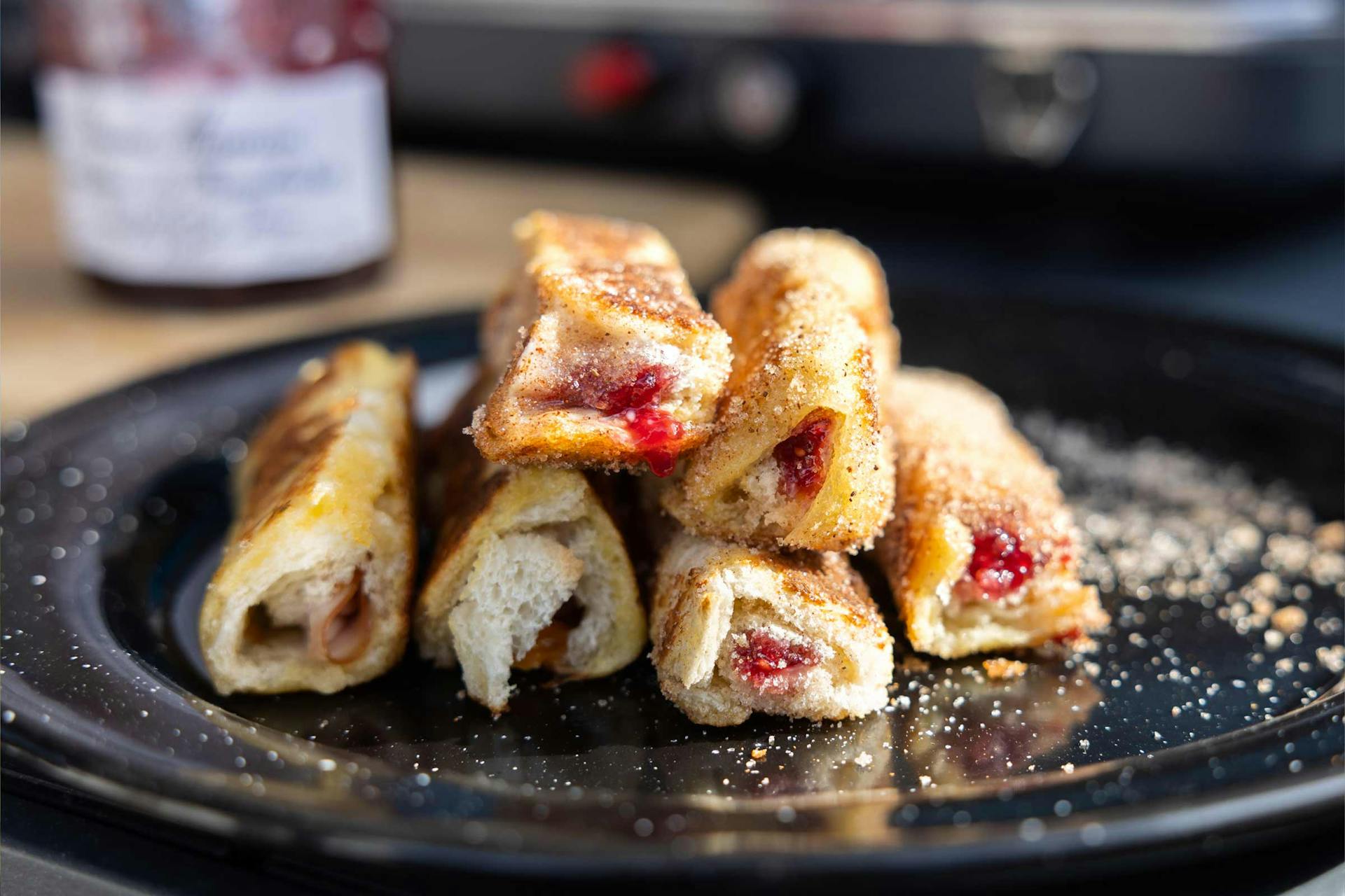 Sweet and Savory French Toast Roll-Ups ?