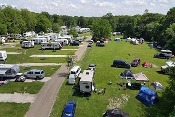 The Best Camping Near Bloomington, Illinois