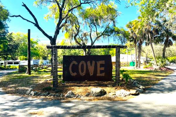 The Cove Pub Campground