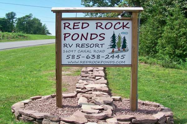 Red Rock Ponds RV Resort
