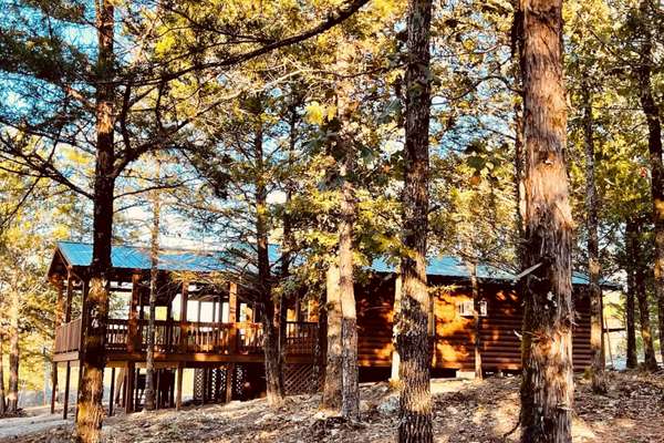 Pine Creek Hideaway Cabins & RV Resort