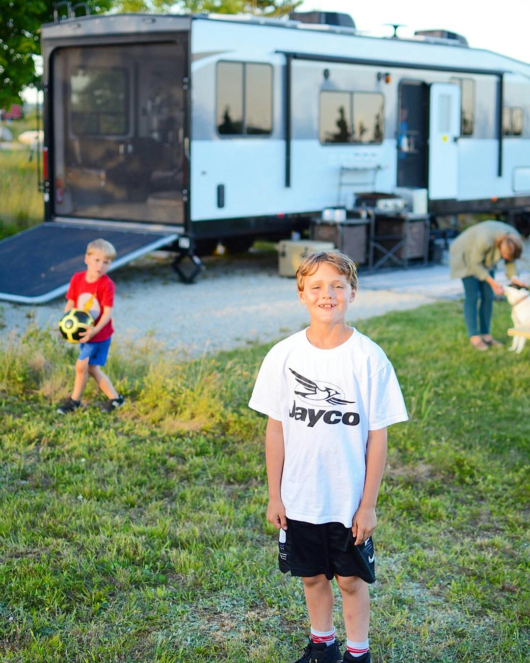 8 Tips for Taking Your Kids on Their First Camping Trip
